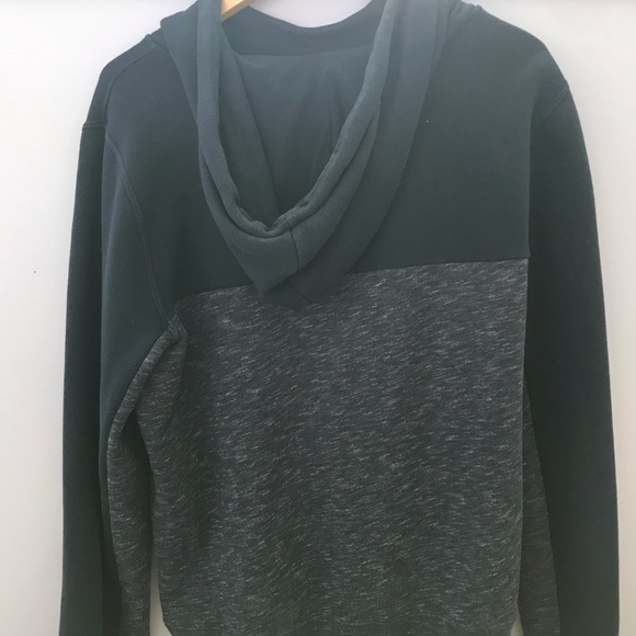 Hollister - Navy Blue Unisex Hoodie - Picture 2 of 3